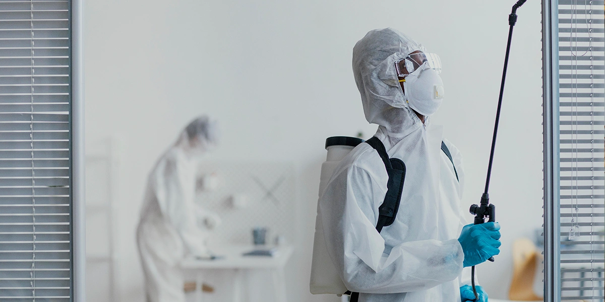 Imagem sobre Sanitização profissional com produtos aprovados pela ANVISA class=